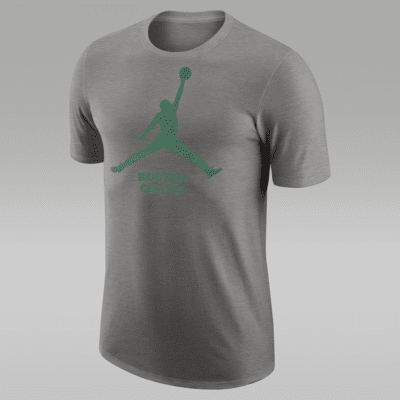Boston Celtics Essential Men's Jordan NBA T-Shirt. Nike ID